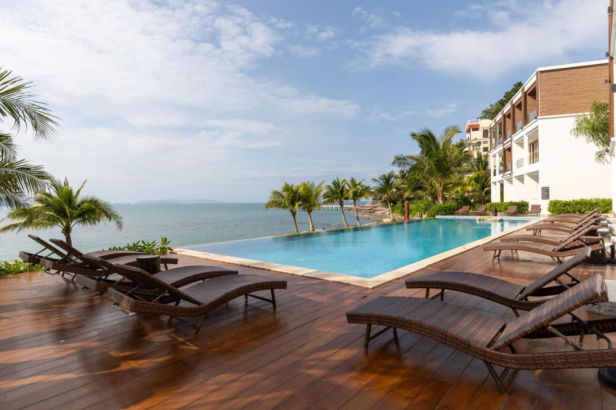 X-Sea Khanom Harbor Bay Resort Esterno foto